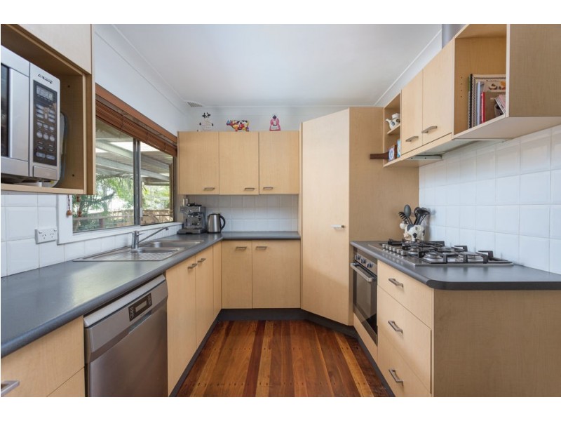 23 Old Bar Road, Old Bar NSW 2430