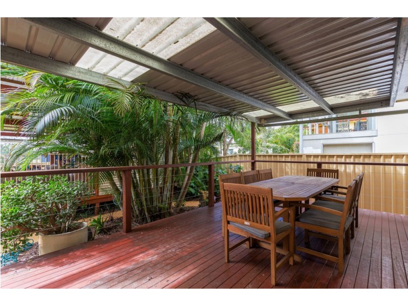 23 Old Bar Road, Old Bar NSW 2430