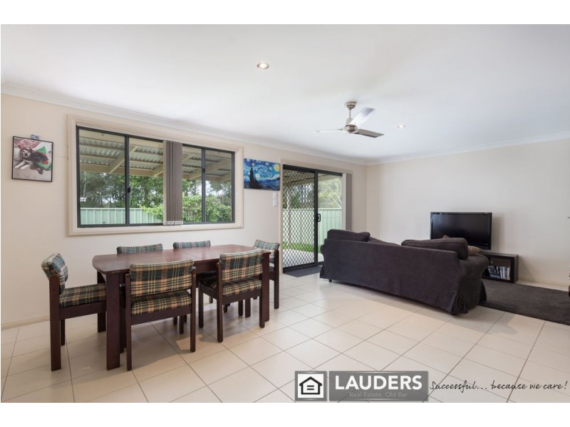2a Eagle Close, Old Bar NSW 2430