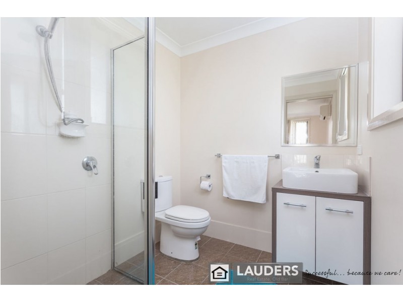 2a Eagle Close, Old Bar NSW 2430