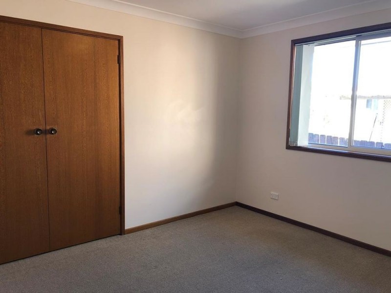 14 Molong Road, Old Bar NSW 2430