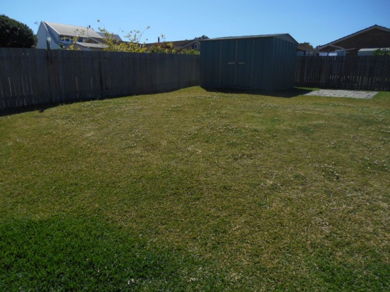 14 Molong Road, Old Bar NSW 2430