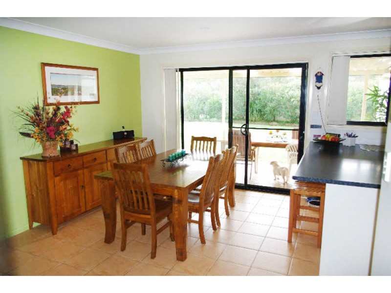 15 Rosier Place, Old Bar NSW 2430
