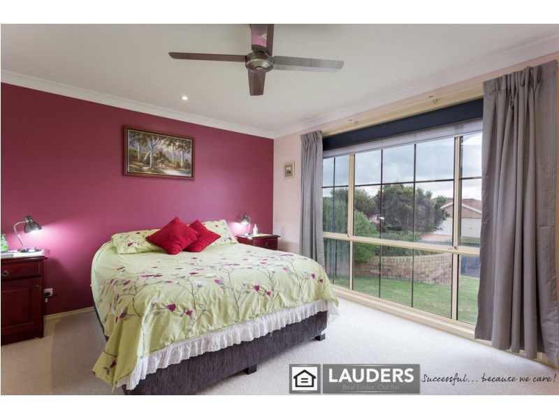 20 Corkwood Street, Old Bar NSW 2430