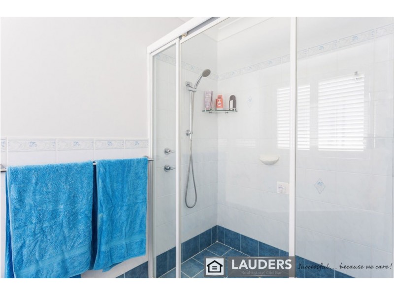 20 Corkwood Street, Old Bar NSW 2430