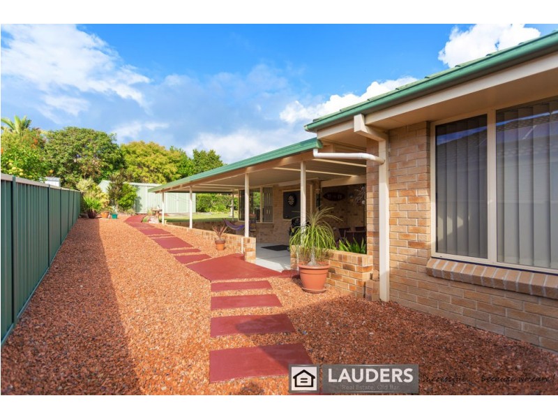 20 Corkwood Street, Old Bar NSW 2430