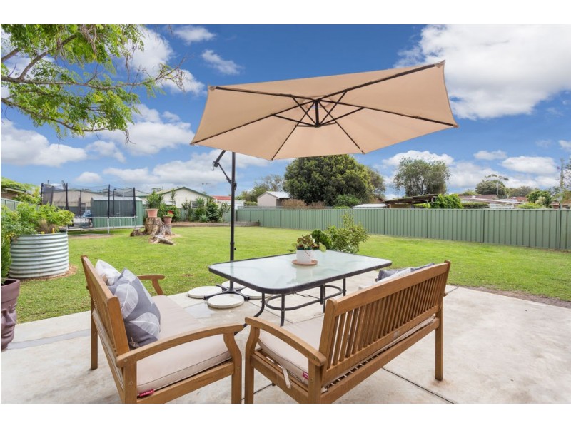 47 Richardson Street, Old Bar NSW 2430