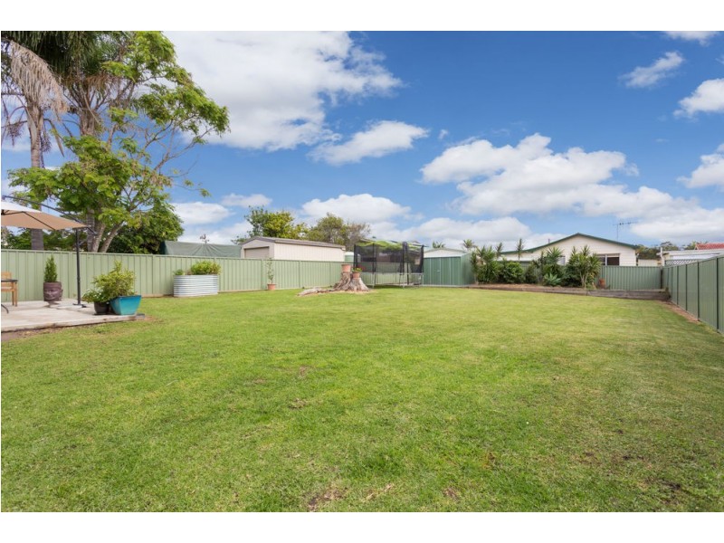 47 Richardson Street, Old Bar NSW 2430