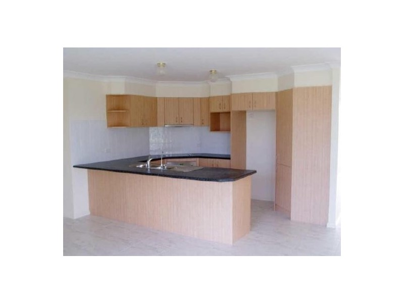 16 Albatross Way, Old Bar NSW 2430