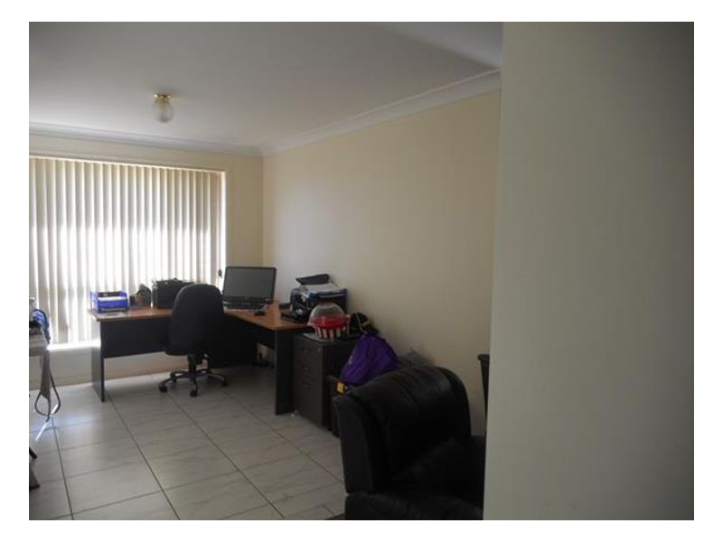 16 Albatross Way, Old Bar NSW 2430