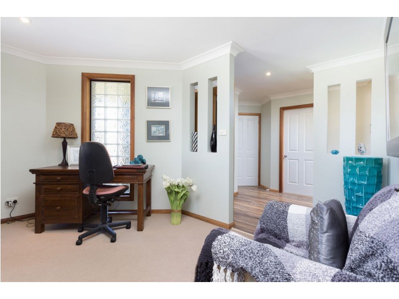 13 Shantull Drive, Wallabi Point NSW 2430