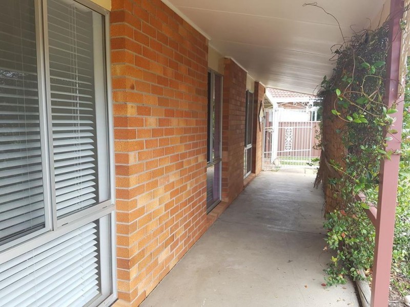 1 Sunrise Close, Old Bar NSW 2430
