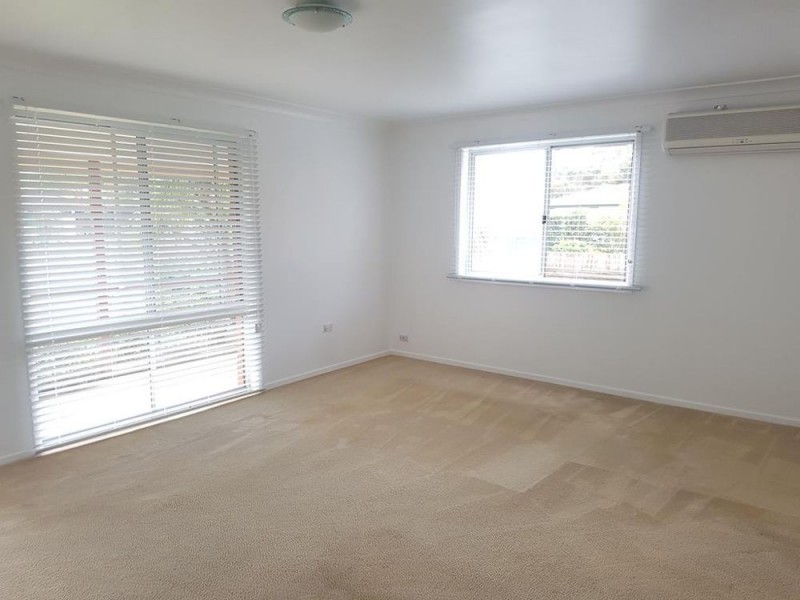 1 Sunrise Close, Old Bar NSW 2430