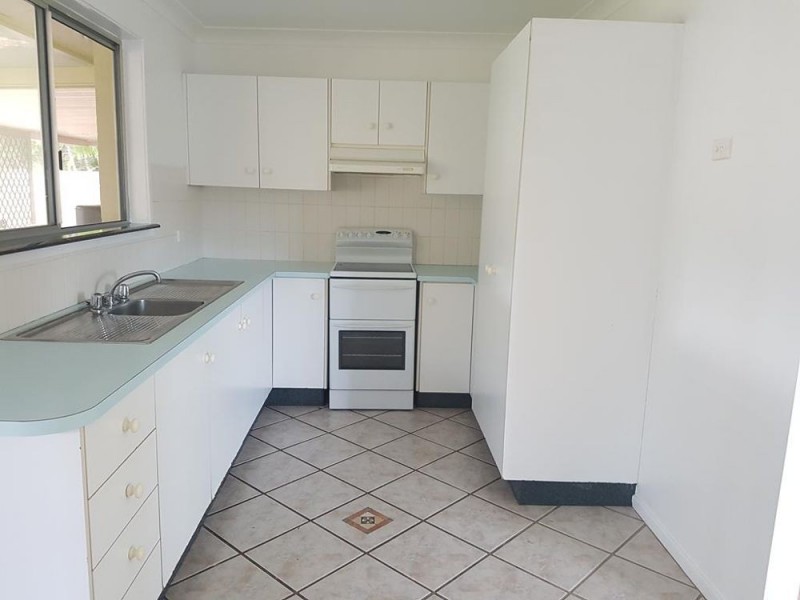 1 Sunrise Close, Old Bar NSW 2430