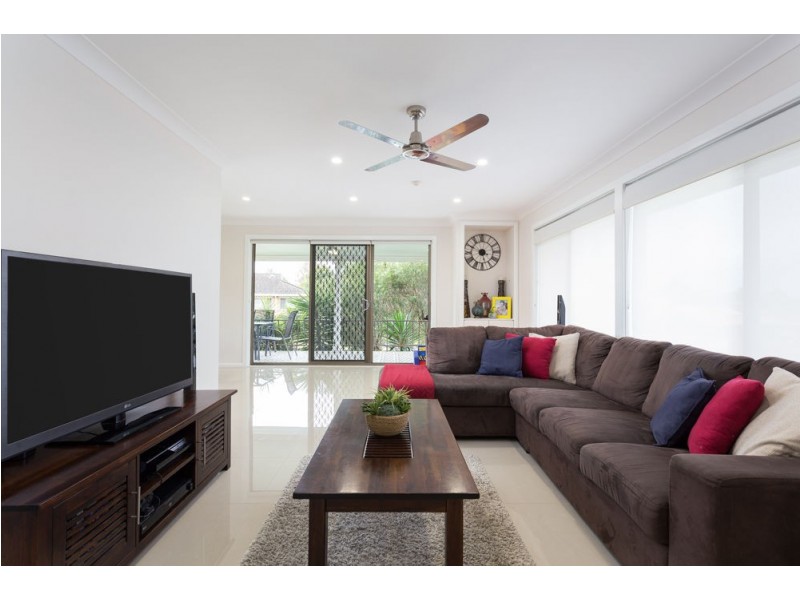 2 Wootton Crescent, Taree NSW 2430