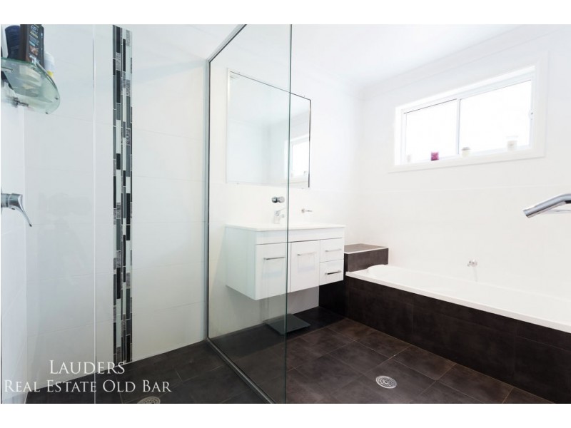 26 Shantull Drive, Wallabi Point NSW 2430