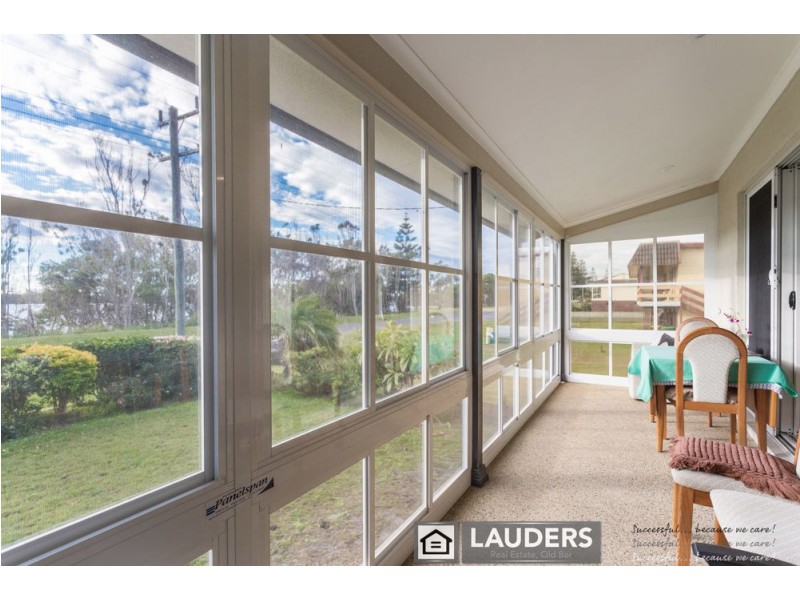 63 Main Road, Manning Point NSW 2430