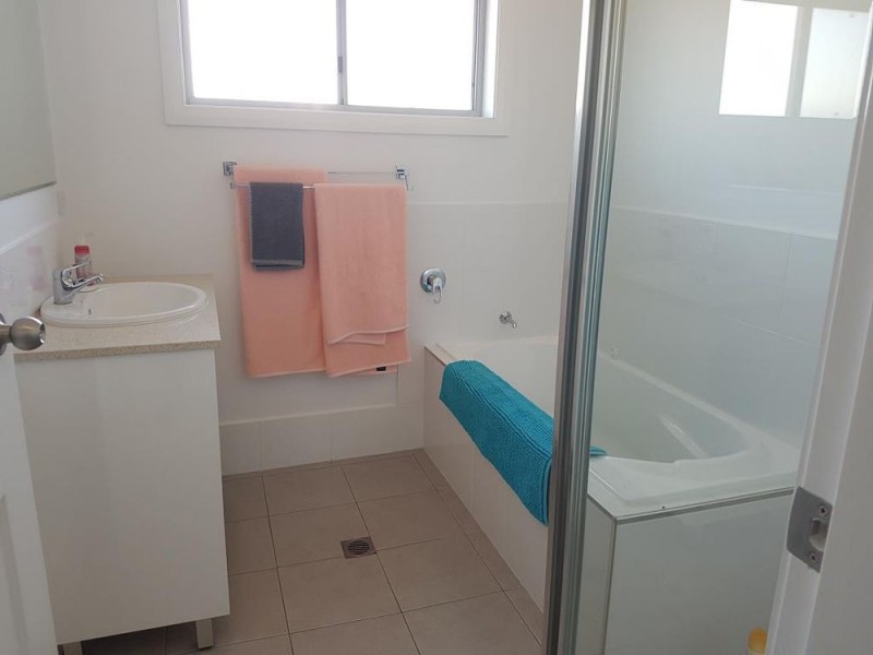 54 Albatross Way, Old Bar NSW 2430