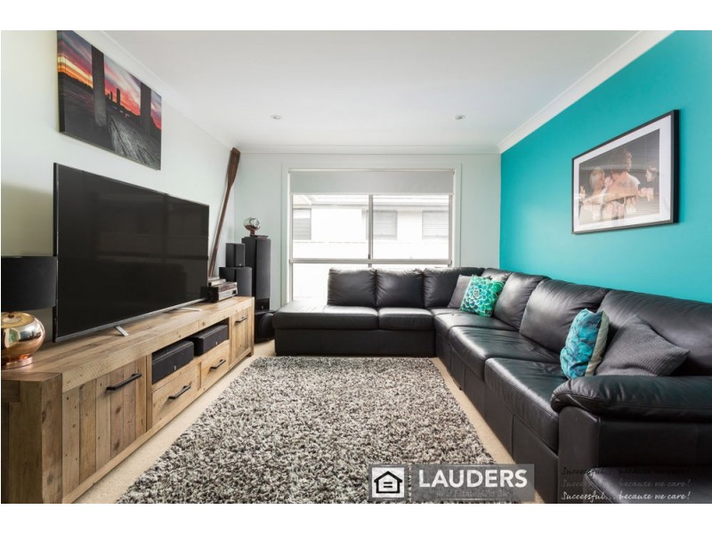 38 Albatross Way, Old Bar NSW 2430