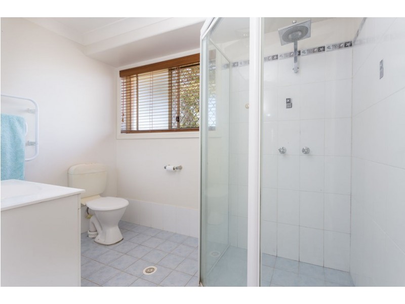 48 Carrabeen Drive, Old Bar NSW 2430