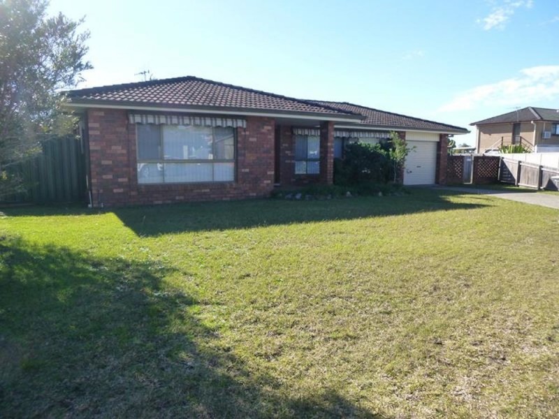 9 Kodi Close, Old Bar NSW 2430