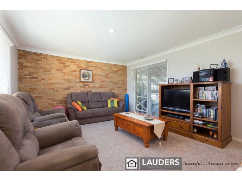 66 Wyden Street, Old Bar NSW 2430