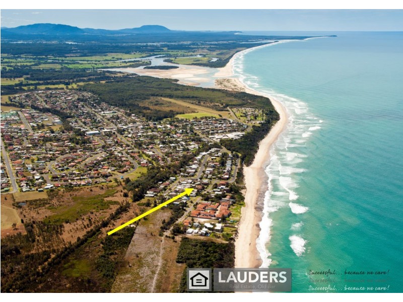 9 Lewis Street, Old Bar NSW 2430