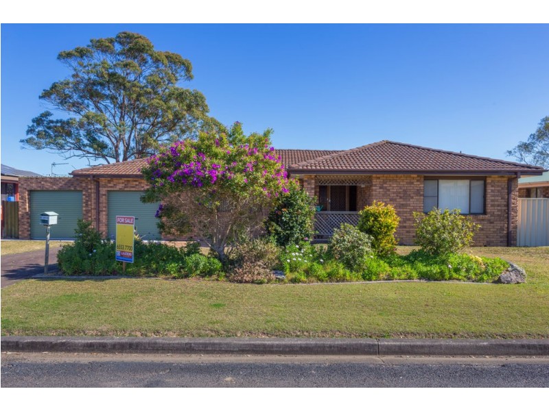 43 Gannet Crescent, Old Bar NSW 2430