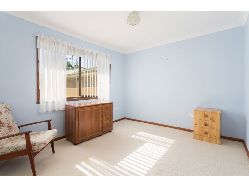 43 Gannet Crescent, Old Bar NSW 2430