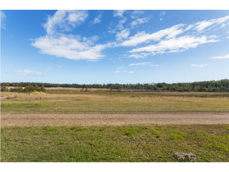 43 Gannet Crescent, Old Bar NSW 2430