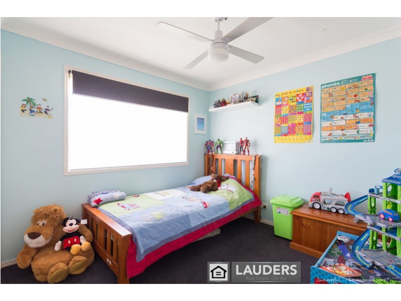 12 Shantull Drive, Wallabi Point NSW 2430