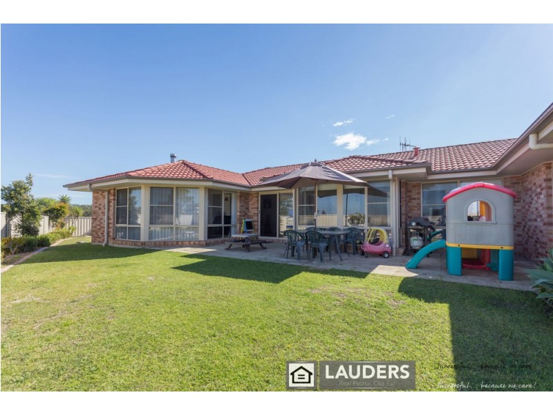 12 Shantull Drive, Wallabi Point NSW 2430