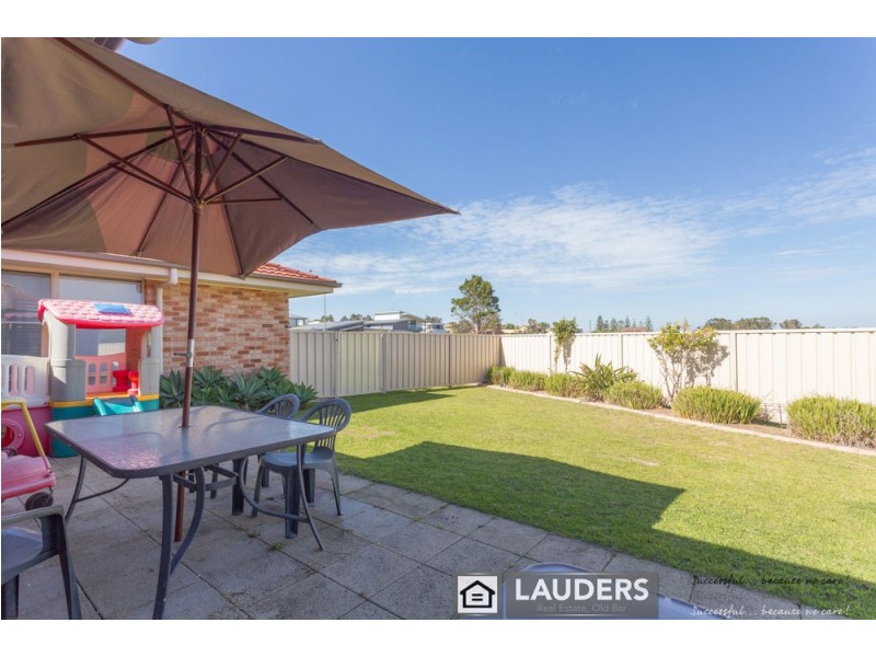 12 Shantull Drive, Wallabi Point NSW 2430