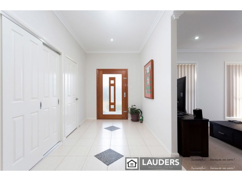 9 Janice Street, Wallabi Point NSW 2430