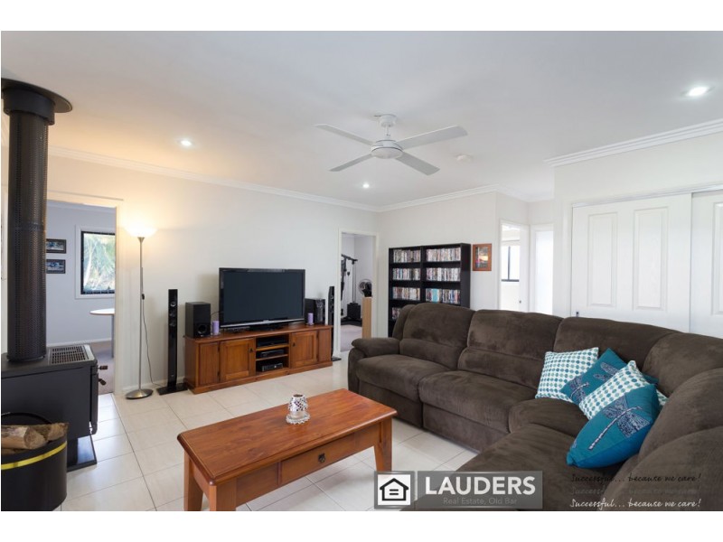 9 Janice Street, Wallabi Point NSW 2430