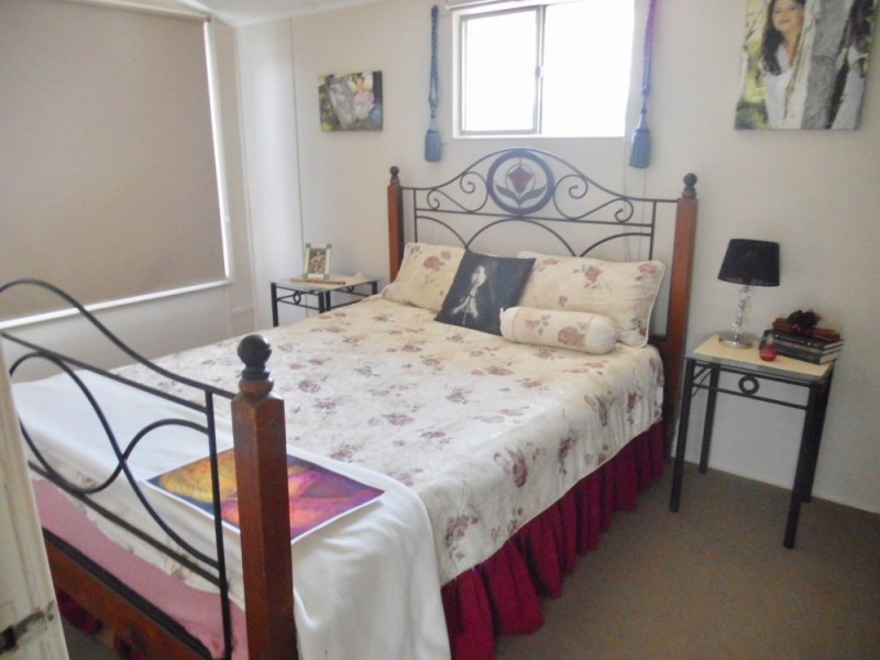 11 Connell Street, Old Bar NSW 2430