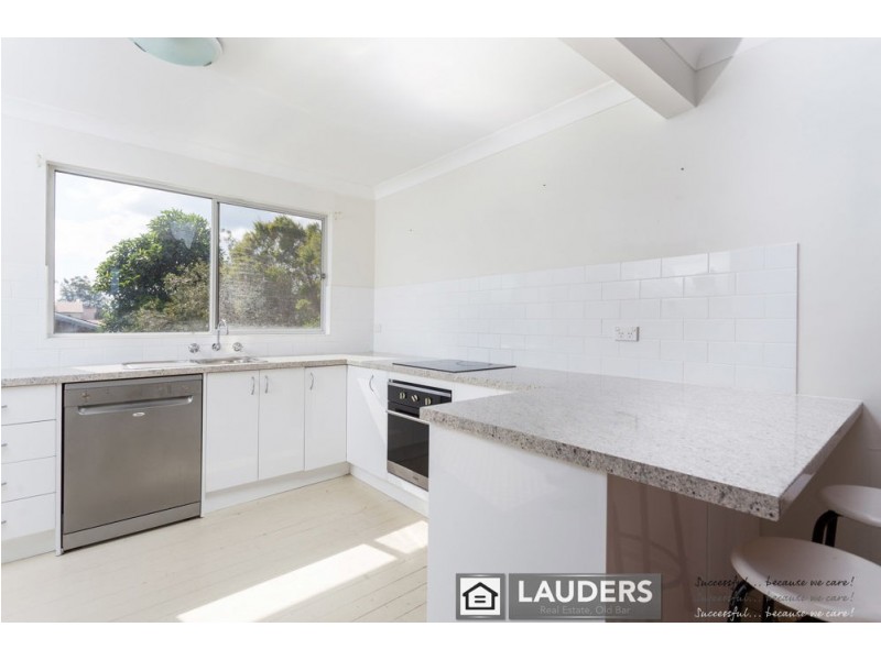 19 Tirriki Street, Old Bar NSW 2430