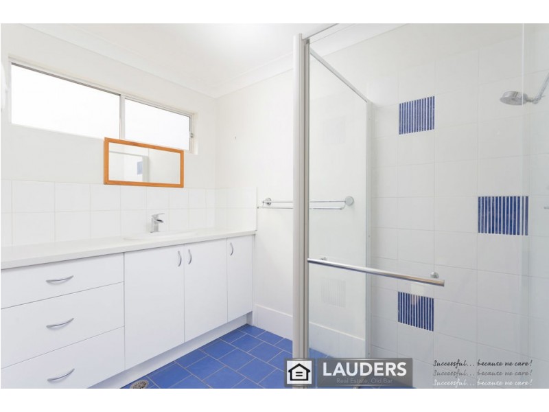 19 Tirriki Street, Old Bar NSW 2430