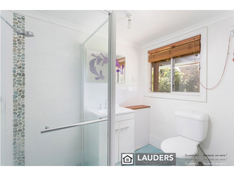 19 Tirriki Street, Old Bar NSW 2430