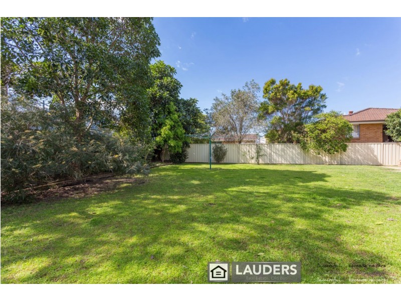 19 Tirriki Street, Old Bar NSW 2430