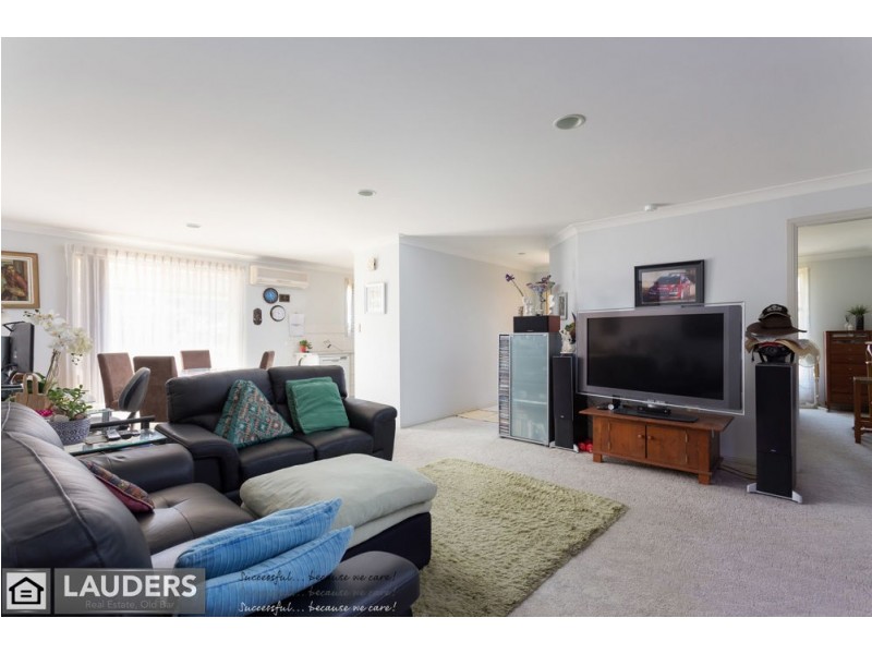 3/58-60 Wyden Street, Old Bar NSW 2430