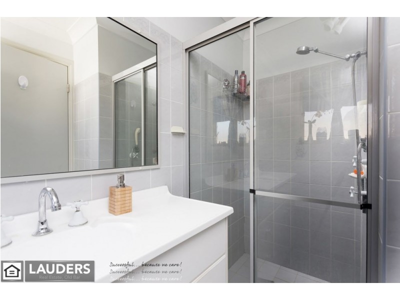 3/58-60 Wyden Street, Old Bar NSW 2430
