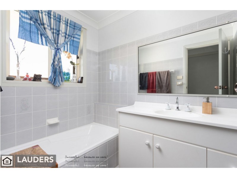 3/58-60 Wyden Street, Old Bar NSW 2430