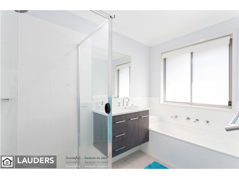 Old Bar NSW 2430