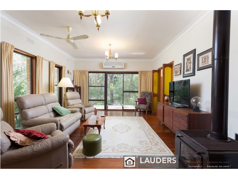 37 Beal Avenue, Mitchells Island NSW 2430