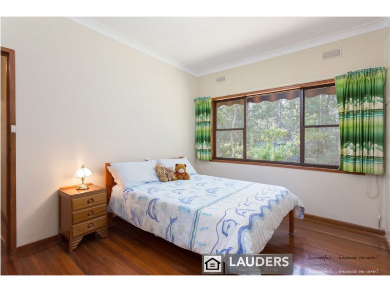 37 Beal Avenue, Mitchells Island NSW 2430
