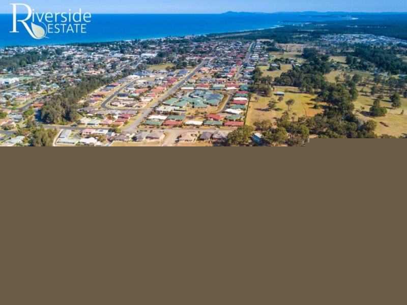 7 Riverside Estate, Old Bar NSW 2430