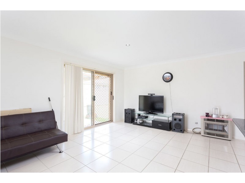 1 Mariner Avenue, Old Bar NSW 2430