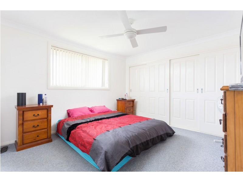 1 Mariner Avenue, Old Bar NSW 2430