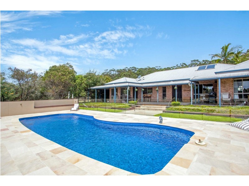 16 St Marks Lane, Old Bar NSW 2430